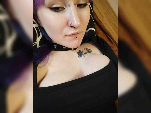 Darcy-666 webcam