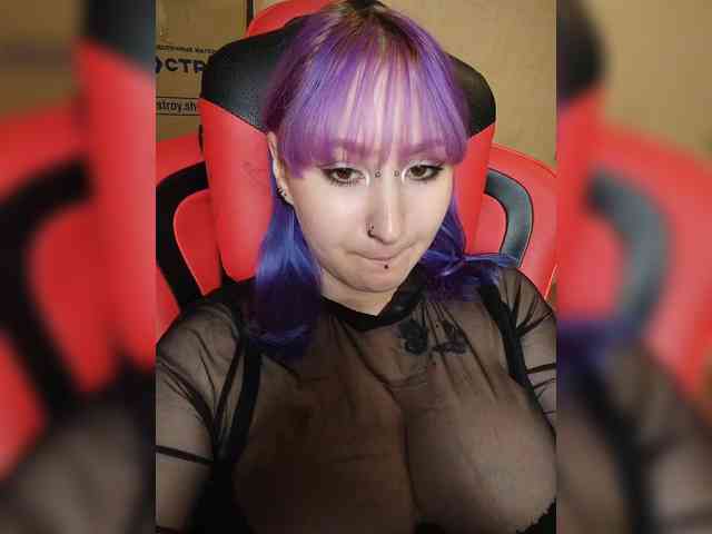 Darcy-666 webcam
