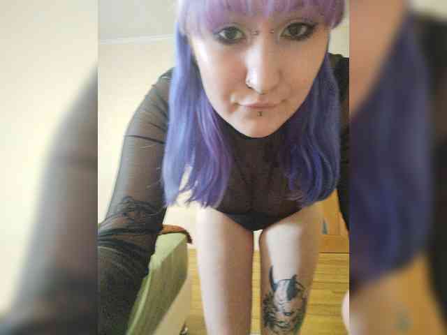 Darcy-666 webcam