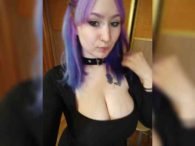 Darcy-666 webcam