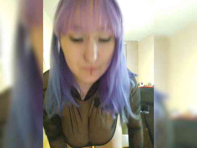 Darcy-666 webcam