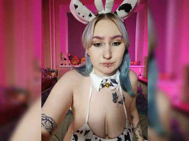 Darcy-666 webcam