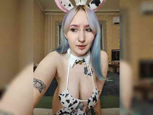 Darcy-666 Sex Cam Show