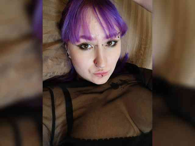Darcy-666 webcam