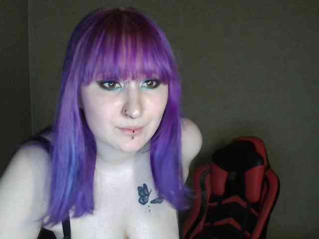 Darcy-666 webcam