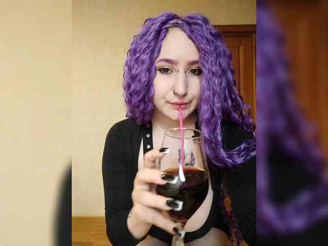 Darcy-666 Sex Cam Show