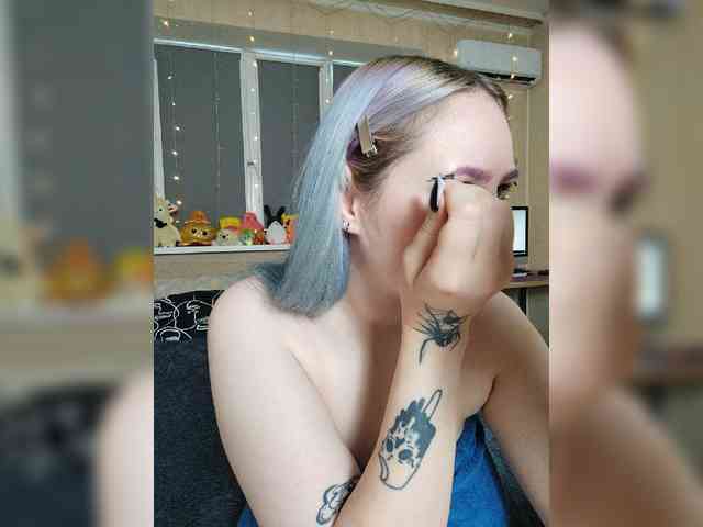 Darcy-666 webcam
