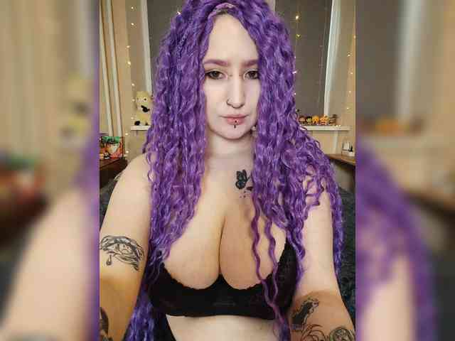 Darcy-666 Sex Cam Show