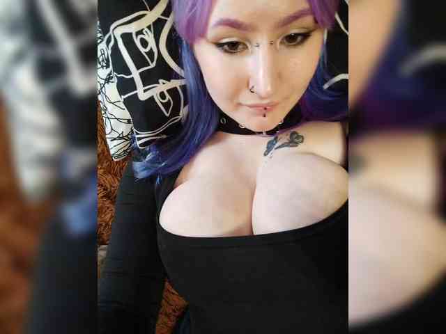 Darcy-666 webcam