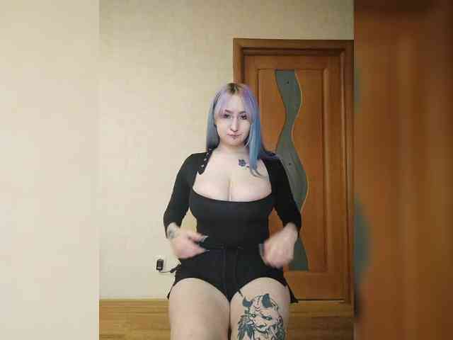 Darcy-666 webcam