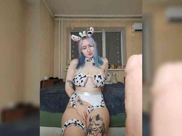 Darcy-666 Sex Cam Show