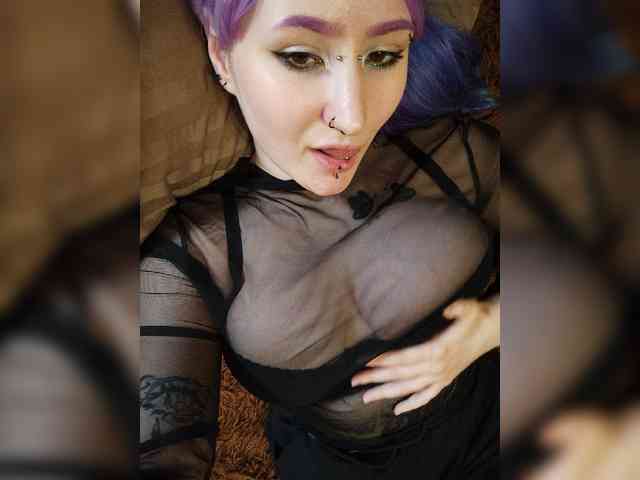 Darcy-666 webcam