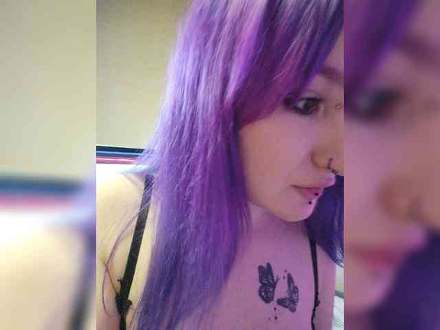 Darcy-666 webcam