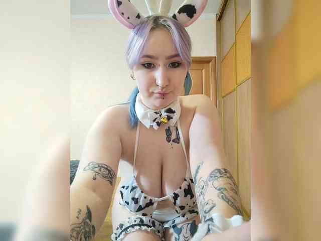 Darcy-666 webcam