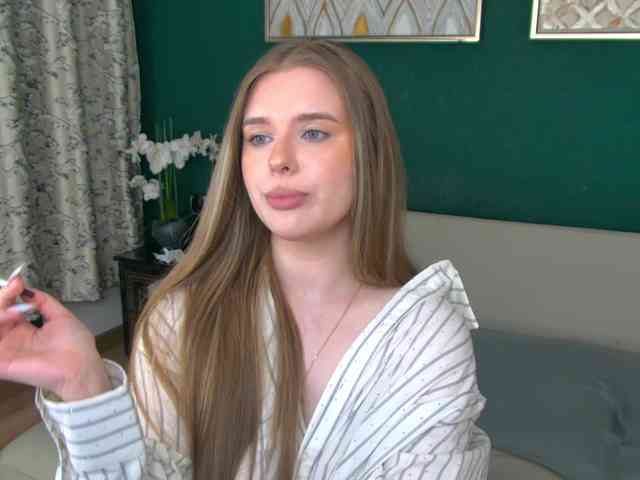 MishaRuss Live Webcam on BongaCams