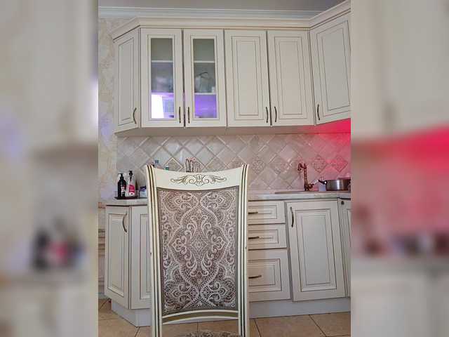 ViktoriaMilf live webcam show