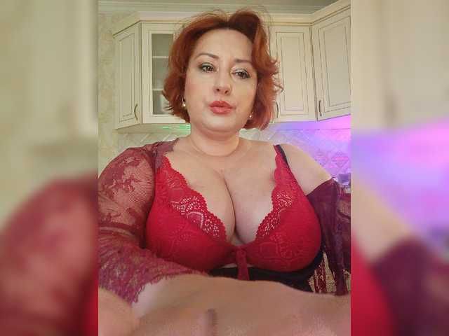 ViktoriaMilf live webcam show