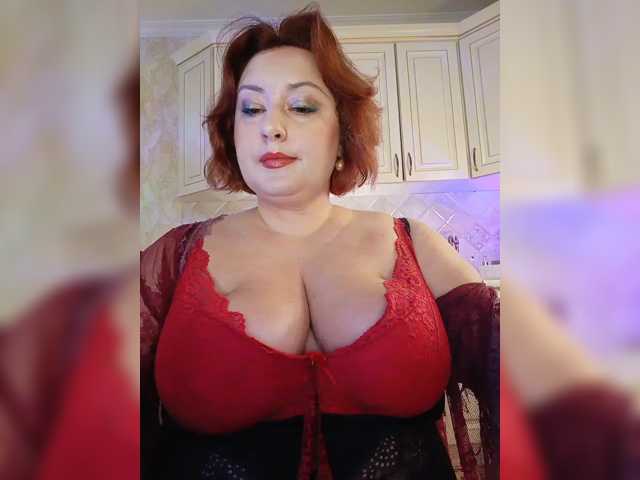 ViktoriaMilf live cam on BongaCams