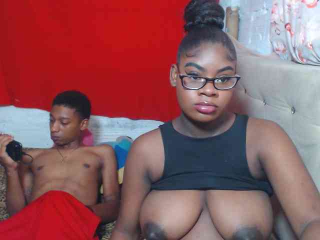 EvaAndEmma webcam