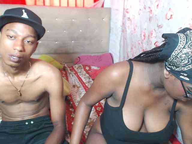 EvaAndEmma webcam