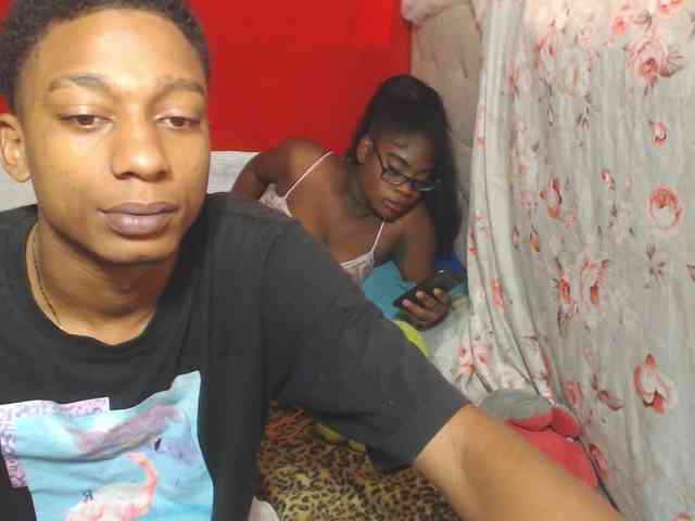 EvaAndEmma webcam