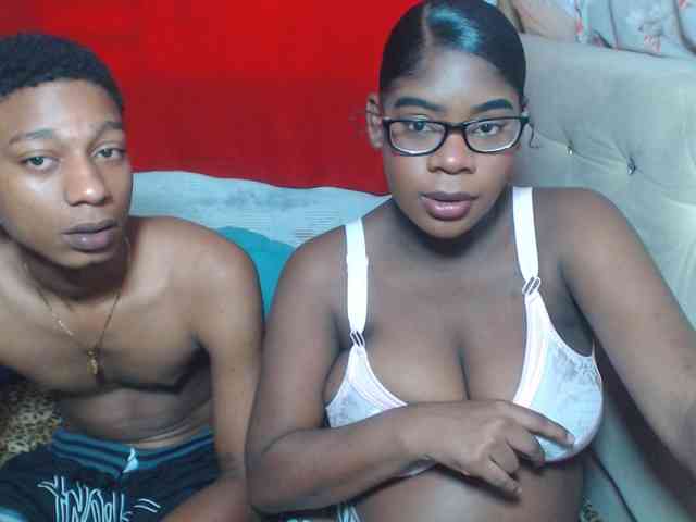 EvaAndEmma webcam