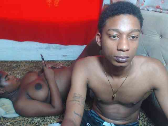 EvaAndEmma webcam