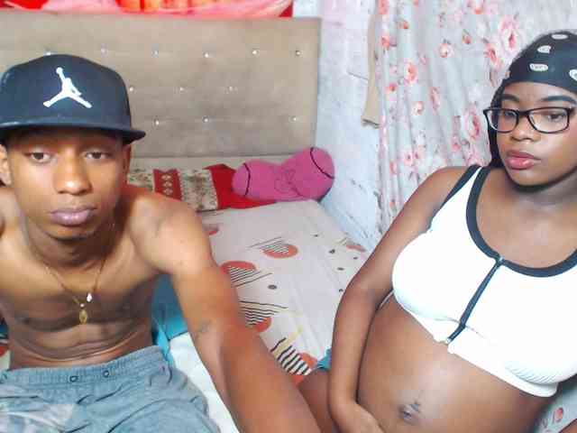 EvaAndEmma webcam