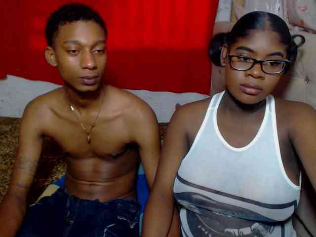 EvaAndEmma webcam