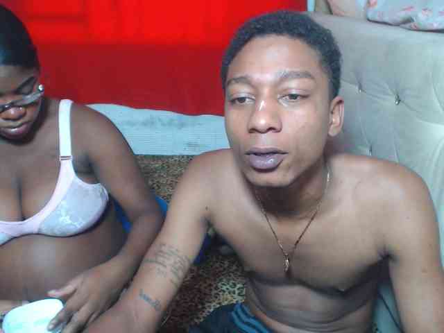 EvaAndEmma webcam