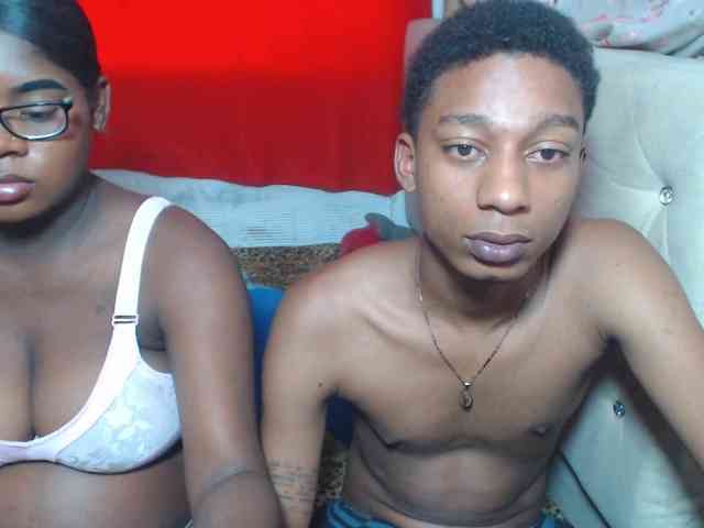 EvaAndEmma webcam
