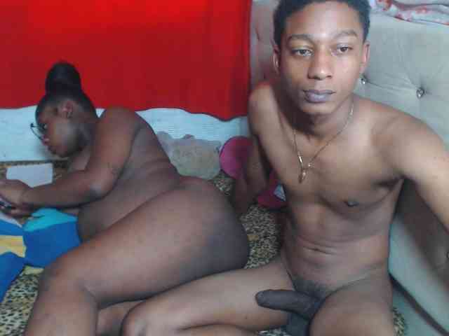 EvaAndEmma webcam