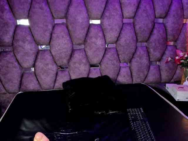 IsabelaBigAsss