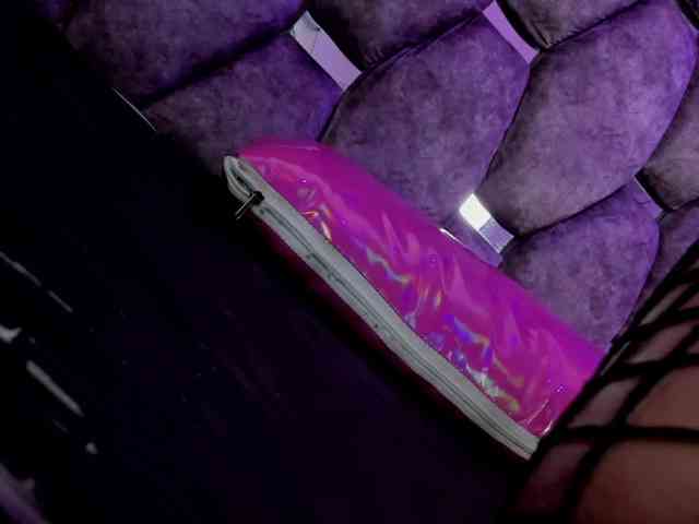IsabelaBigAsss