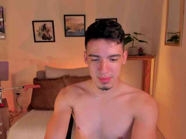 DavidOsoriox Sex Cam Show