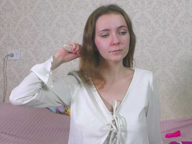 Cuteal1ce live cam on BongaCams