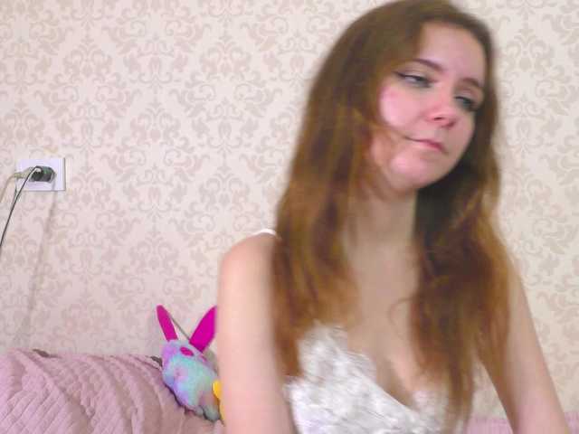Cuteal1ce live cam on BongaCams