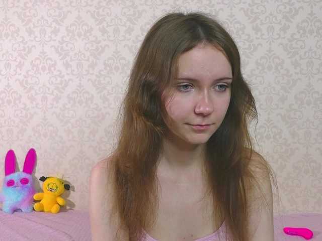 Cuteal1ce live cam on BongaCams
