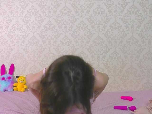 Cuteal1ce live cam on BongaCams