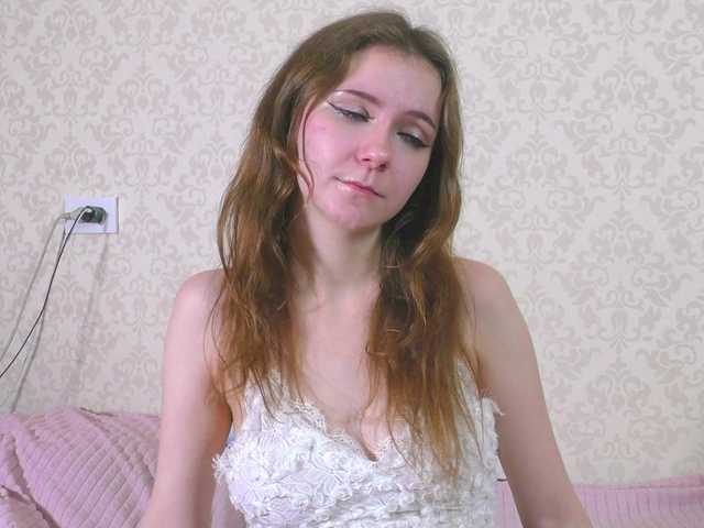 Cuteal1ce live cam on BongaCams