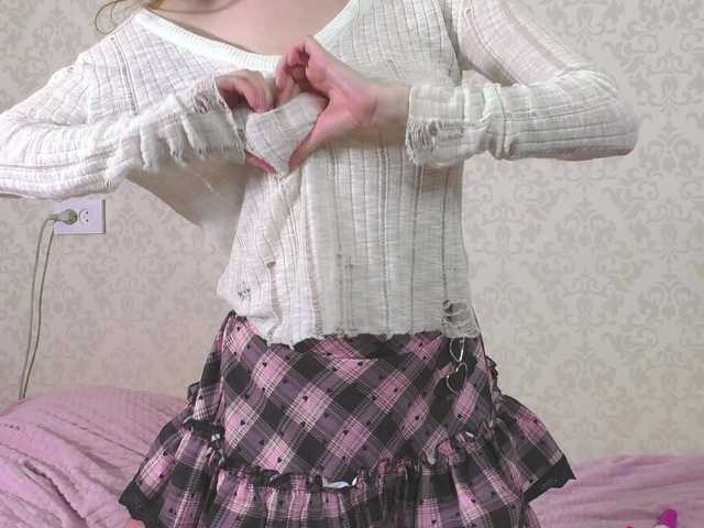 Cuteal1ce live cam on BongaCams