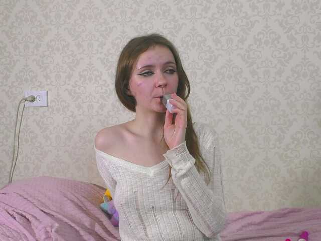 Cuteal1ce live cam on BongaCams