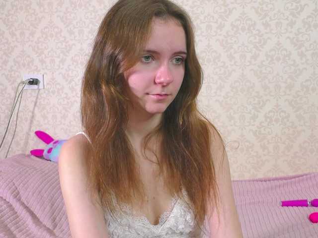 Cuteal1ce live cam on BongaCams