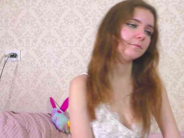 Cuteal1ce webcam