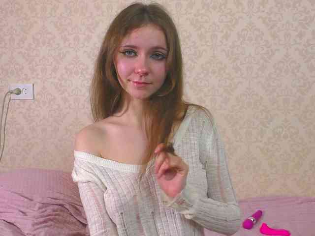 Cuteal1ce webcam