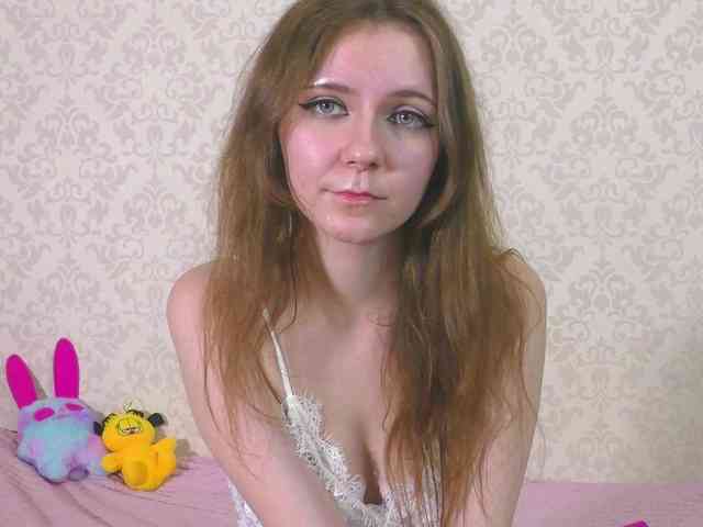 Cuteal1ce webcam
