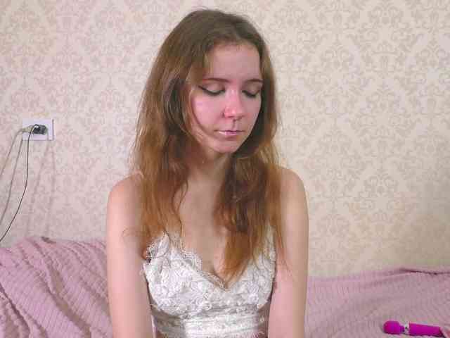 Cuteal1ce webcam
