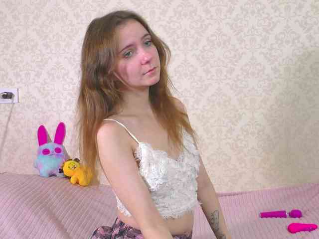 Cuteal1ce Live Webcam on BongaCams