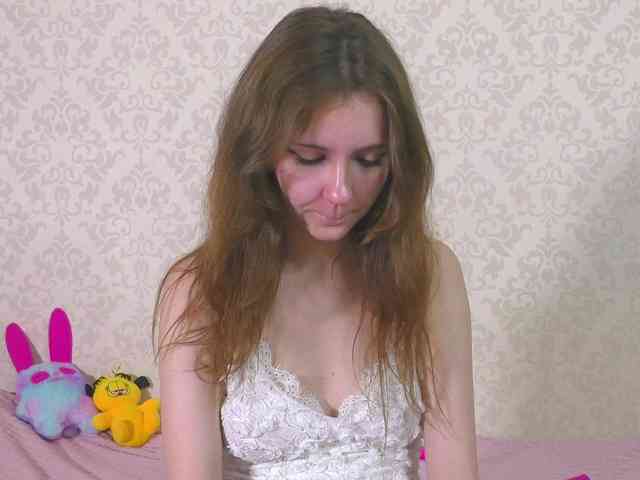 Cuteal1ce webcam