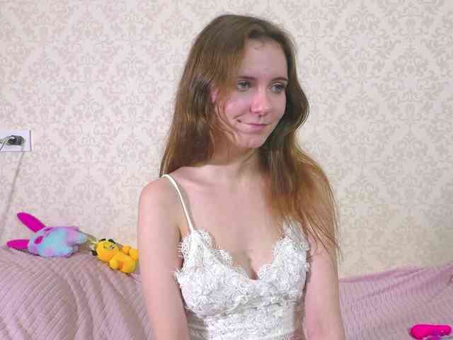 Cuteal1ce webcam